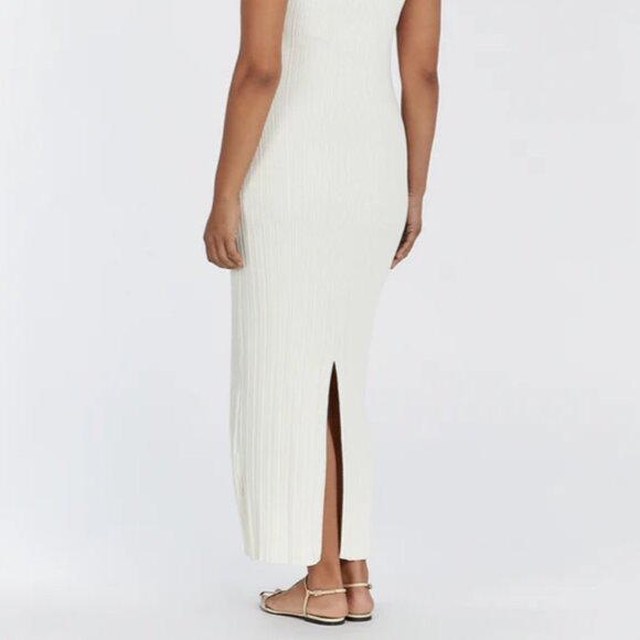 Ivory Knit Dress - Picture 6 of 6